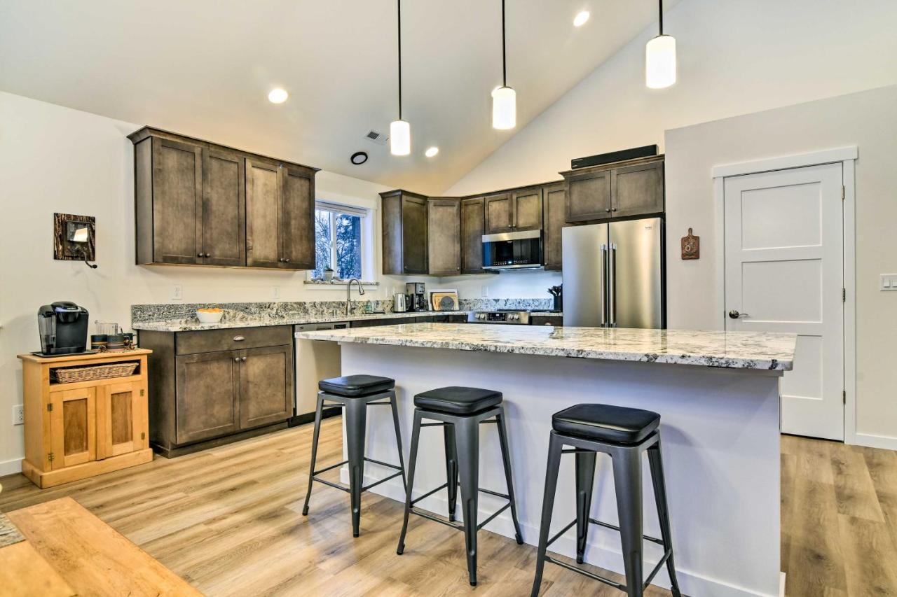 הוילה Family-Friendly Packwood Retreat With Deck! מראה חיצוני תמונה